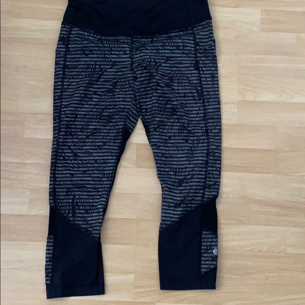 Lulu lemon cropped (mid calf) leggings